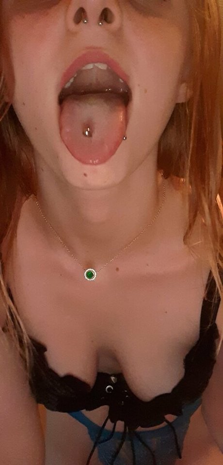 mommymaddii adult model images