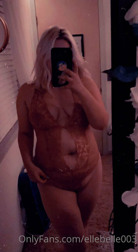 ellebelle003 pretty model pic