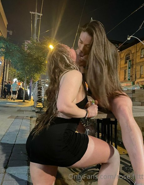 nikkipoof model perfect pic