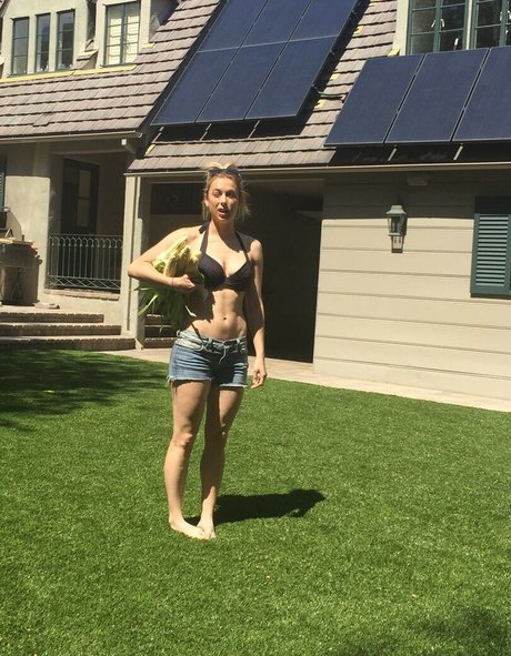 Iliza Shlesinger sex model photos