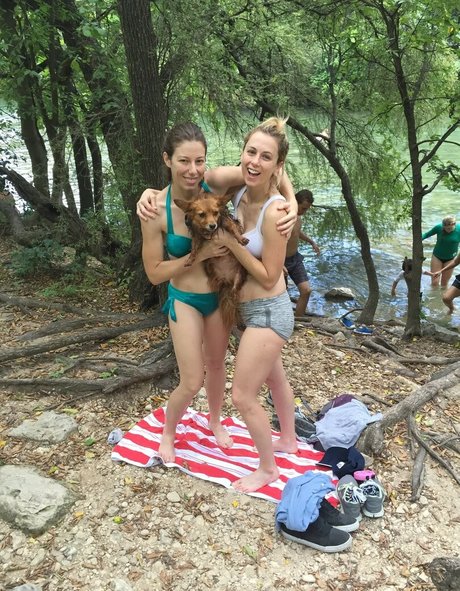 Iliza Shlesinger best model archive