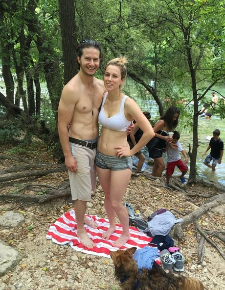 Iliza Shlesinger star sexy galleries