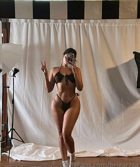 Brigarzza beautiful model picture