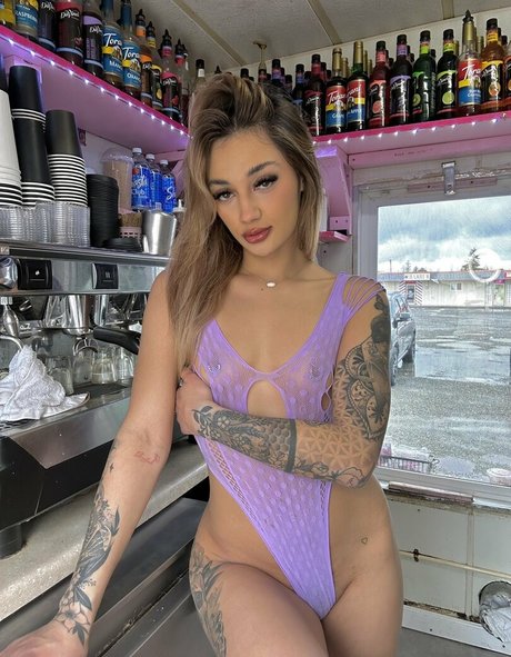 Baristatbaby model hd image