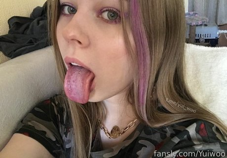 Yuiwoo nudes pornstar gallery