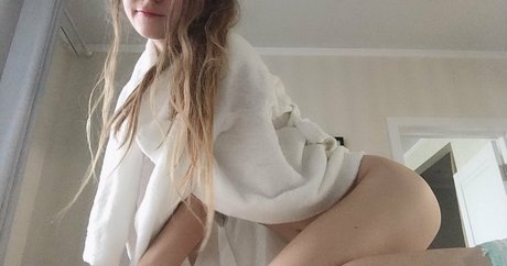 evaava free model free pics