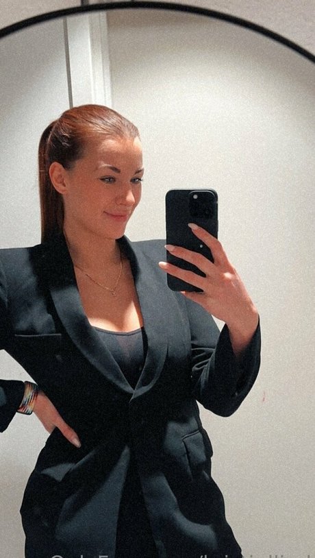 kristinllind star nudes image