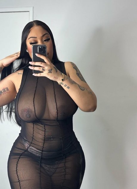 kioruncut hot actress pic