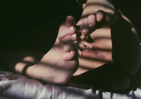 Accioleesi nudes star img