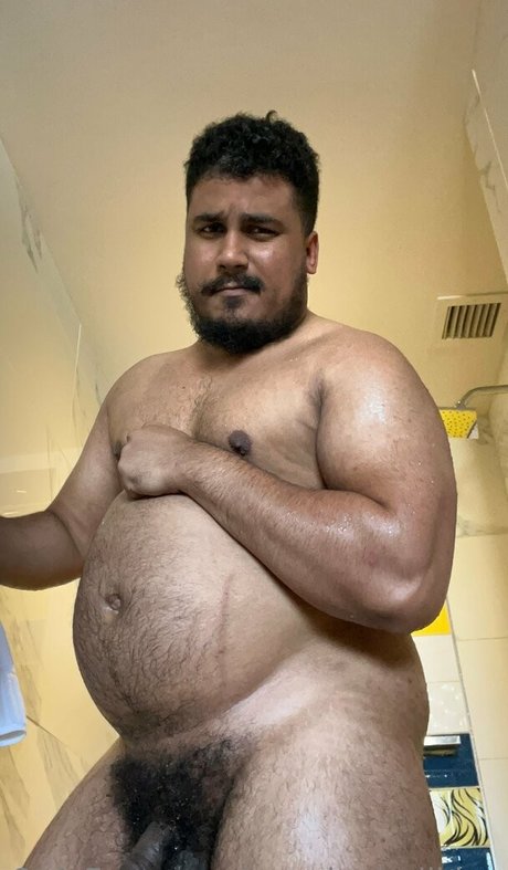 growingbullking pornstar naked image