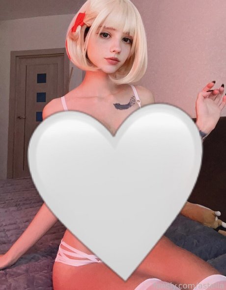 astella adult actress photo