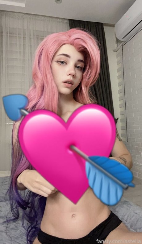 astella pornographic actress picture