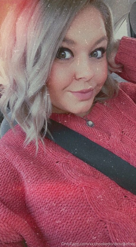 xxxhookedonbrookefree model art galleries