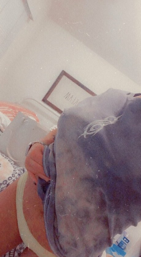 xxxhookedonbrookefree erotic actress img