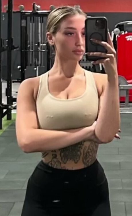 Carla Dior porn actress img