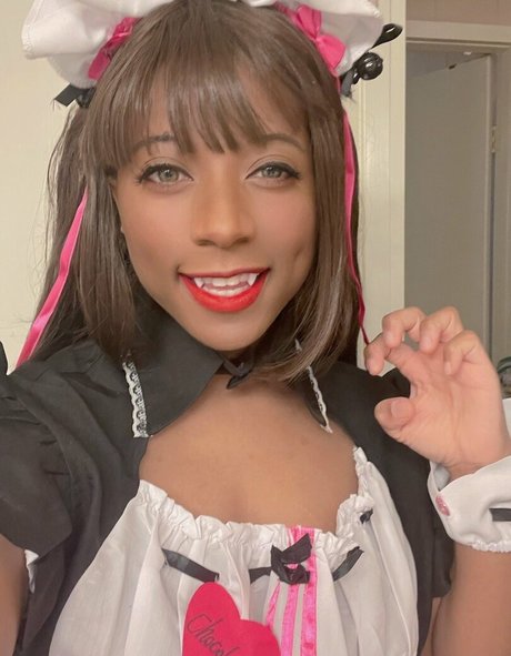 kittyflutevt actress pics