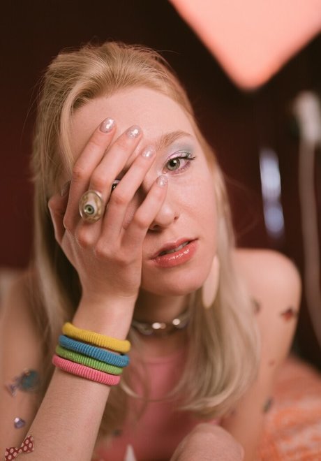 Pol za pornographic actress photos