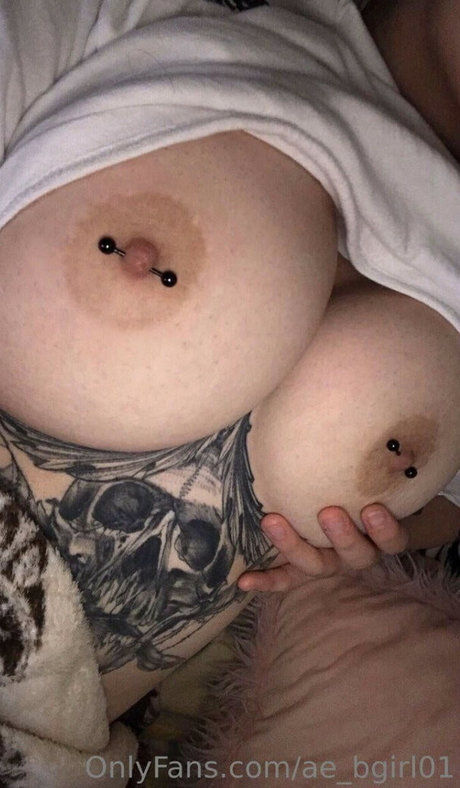 Ae bgirl01 top model picture