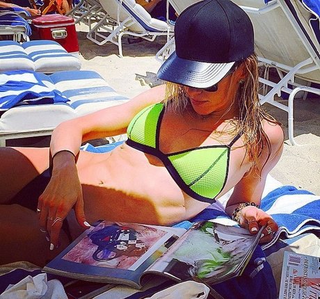 Katie Cassidy beautiful model archive