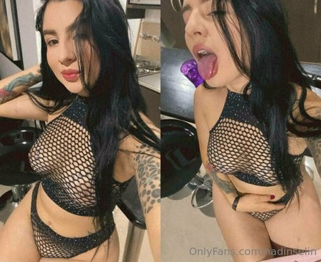 nadinselin erotic star photo