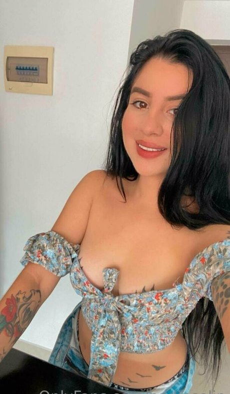 nadinselin free actress galleries