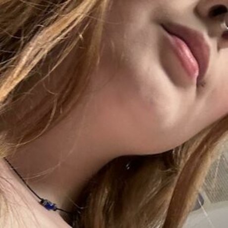 devilishbrooke model nice pic