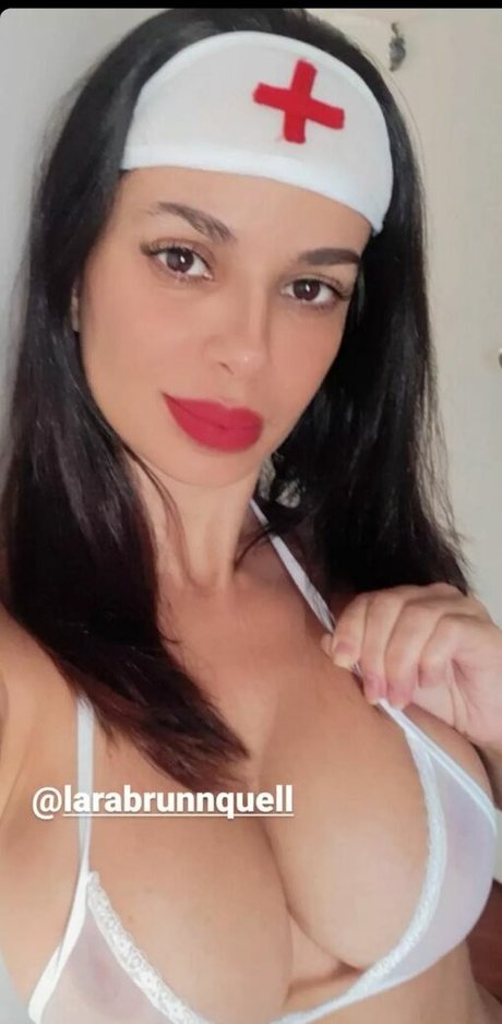 Sandy Capetinha star xxx photos