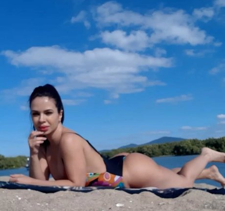 Sandy Capetinha pornstar top archive