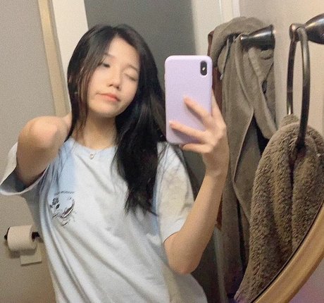 yunaiyahox pornstar nice image