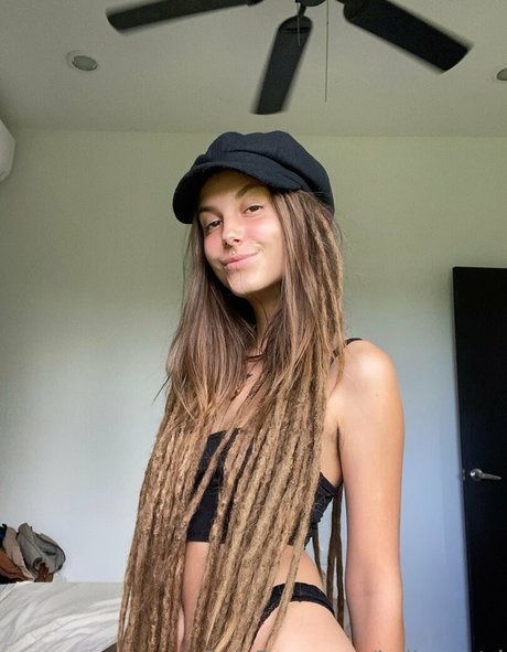 Kaligayatri model beautiful pictures