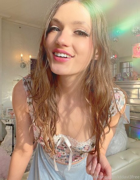 ktdavi3free nudes star pics