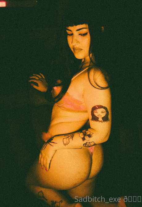 sadbitch exe pornstar perfect pic