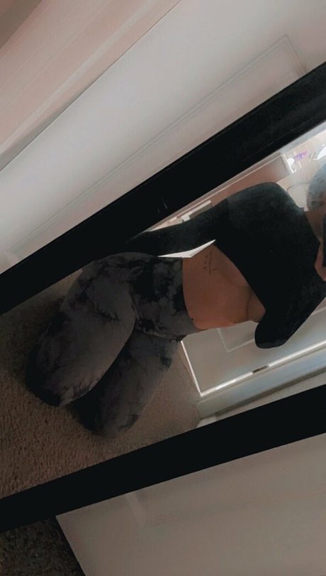 sammyxoxo22 model art pic