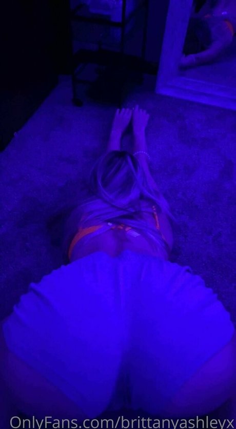 Brittanyashleyx pornographic star photo