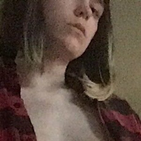 divinebunni model hd pics