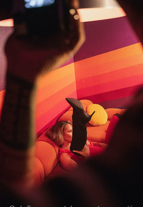 ohrangutangerotica exclusive model archive