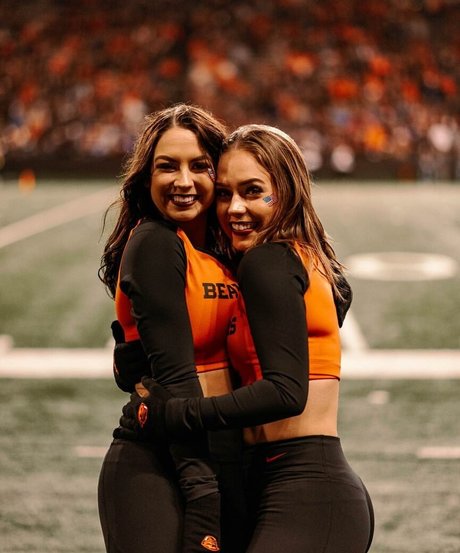 Taylor Johnson Cheer pornstar xxx gallery