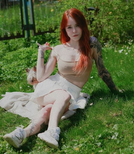 Denly Denlyasha model pretty pics