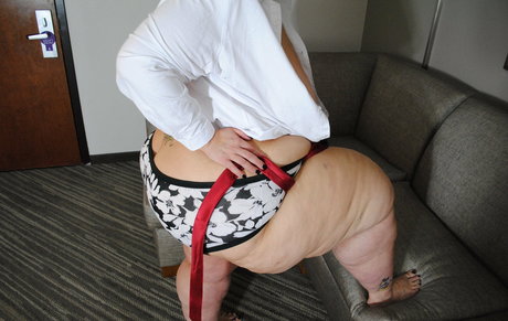 bigbootyasshley pornstar nude gallery