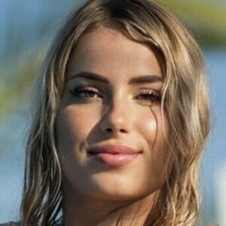 Andreea Dragoi model porn gallery