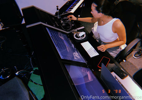 morganmunroe free pornstar gallery