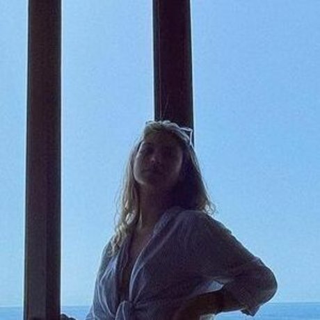 plus size onlyfans adult photo