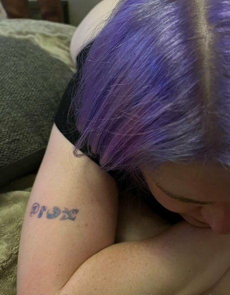 swingingmaxandrox sexy model img