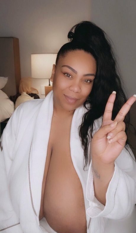 Bustydejavu pornstar hd photo