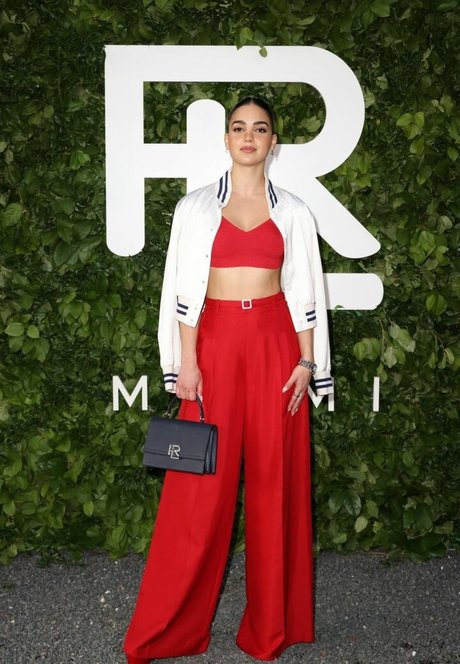 Melissa Barrera model hot archive