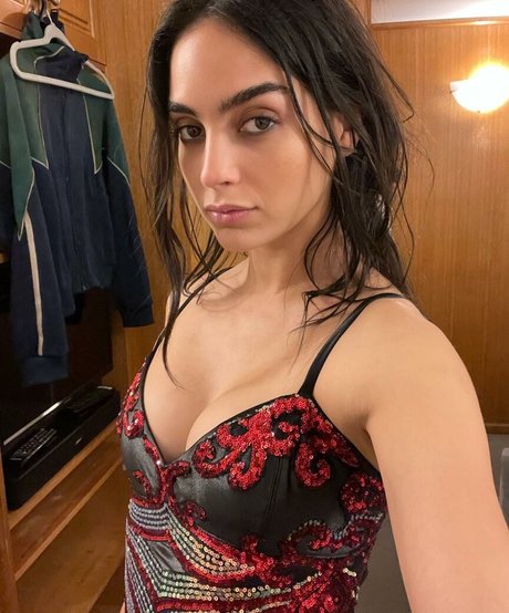 Melissa Barrera nude star pics