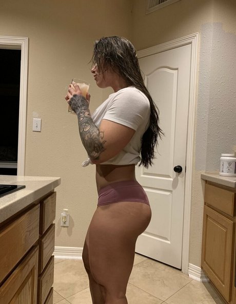 Beastbuns model pretty pics