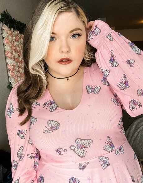 Meg Kaylee star adult pics