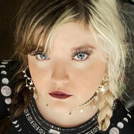 Meg Kaylee nice actress img