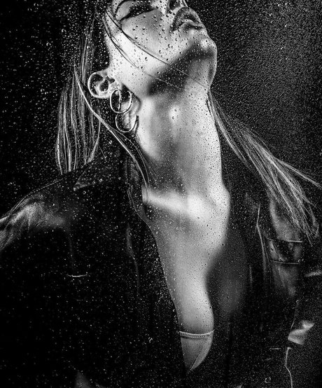 Emeraude Toubia star perfect galleries